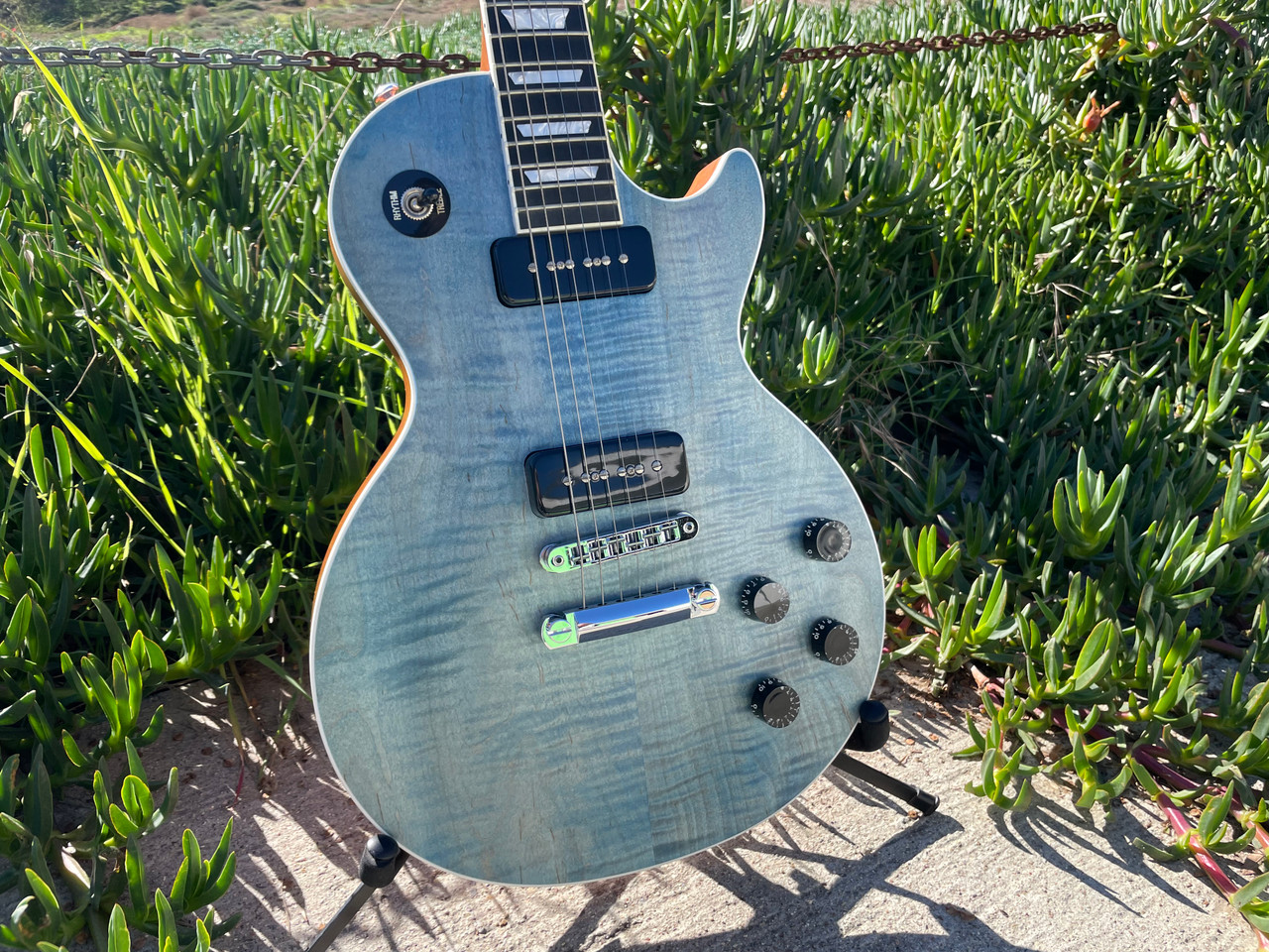 2018 Gibson Les Paul classic player plus Satin Ocean Blue SOLD